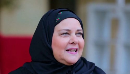 عيطت في الشارع.. أصعب موقف واجهته الراحلة دلال عبد العزيز داخل سيارة رجل غريب ...تفاصيل صادمة