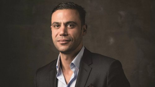 لن تصدق كيف تحدث الشحات مبروك عن ابن الزعيم محمد إمام.. من كواليس فيلم (عمهم) ماقاله لا يتخيله عقل