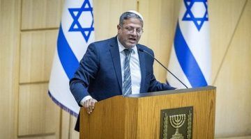 وزير إسرائيلي يطالب نتنياهو بفرض عقوبات على السلطة الفلسطينية لهذا السبب