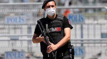 تركيا تعتقل 36 شخصا للاشتباه بانتمائهم لتنظيم “داعش”