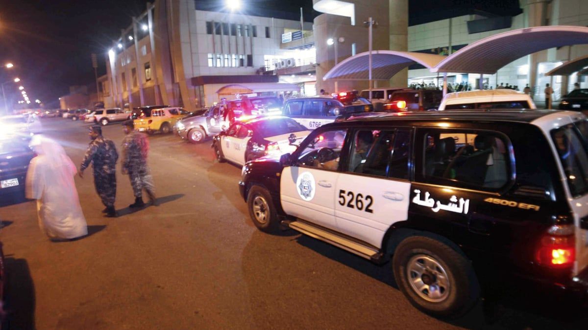 الكويت.. فتاة تكشف جريمة مُسنٍّ أمامَ مركز شرطة