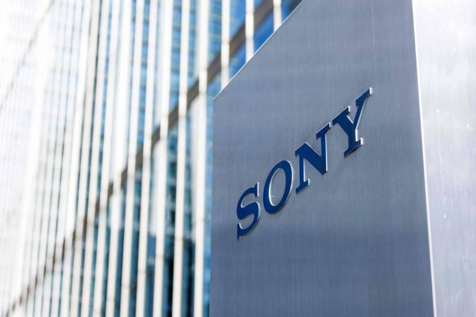 أرباح «سوني» السنوية تتراجع 7% إلى 7.6 مليار دولار