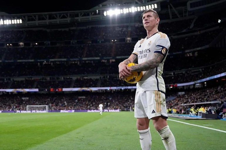 10 صور تلخص مسيرة عقد من الزمن أمضاه كروس مع ريال مدريد - موقع الخليج الان