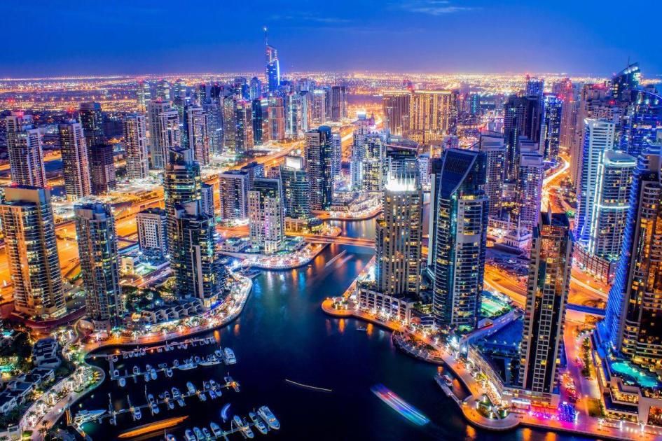 دبي أجمل مدن العالم ليلاً