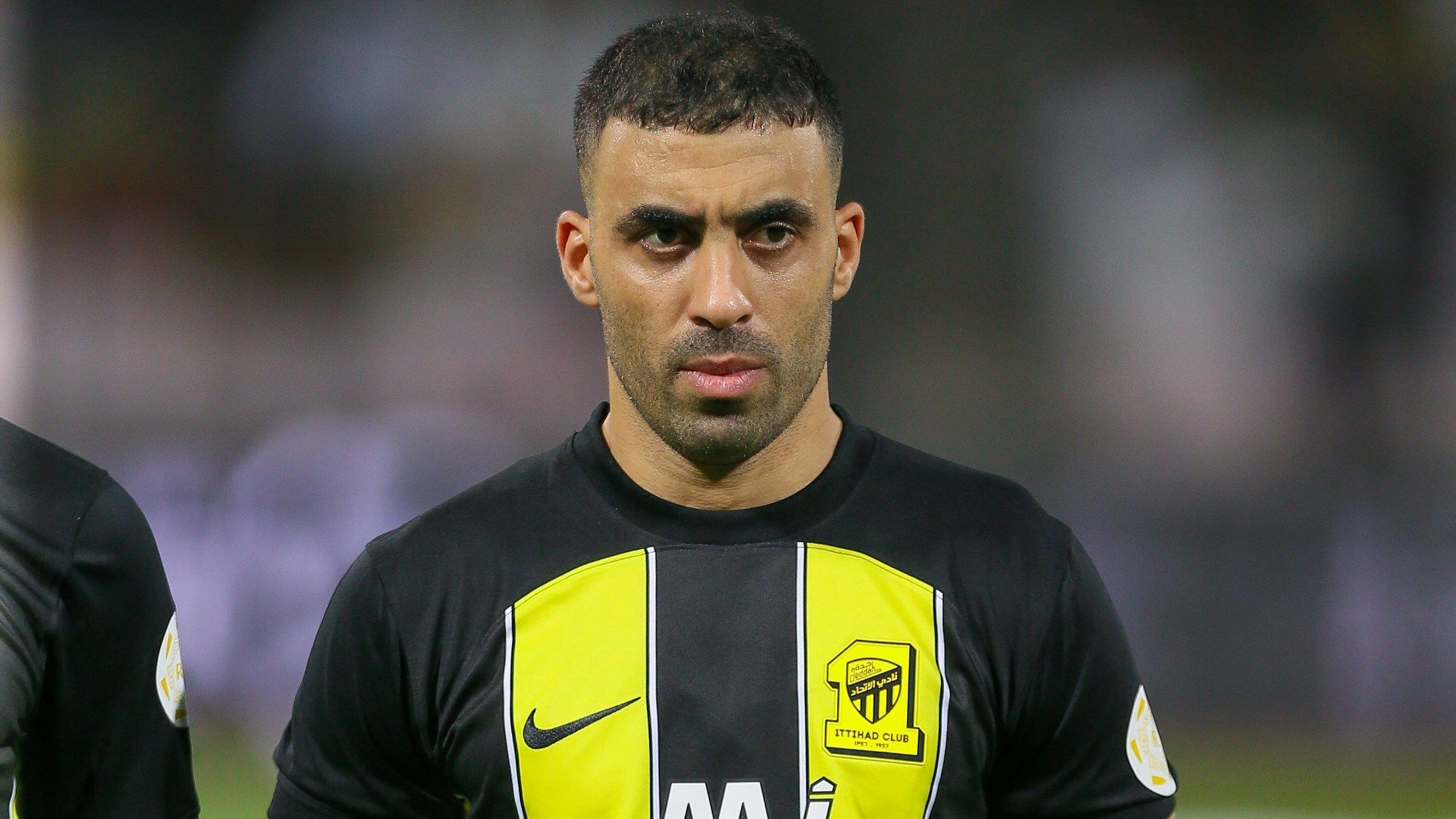 عكس الطبيعي "كلما كبر في العمر زاد عقده"!! الصرامي يفجر مفاجأة عن عقد حمد الله - موقع الخليج الان