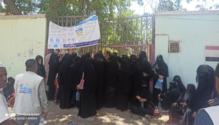 لحج.. صرف مستحقات المستفيدين من مشروع الحوالات النقدية غير المشروطة