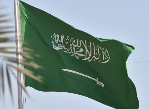 حقيقة إلغاء رسوم المرافقين في السعودية
