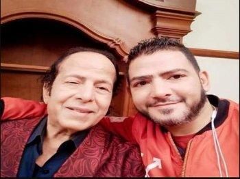 ممثل مصري يعترف أن انشغاله عن ابنه تسبب بوفاته