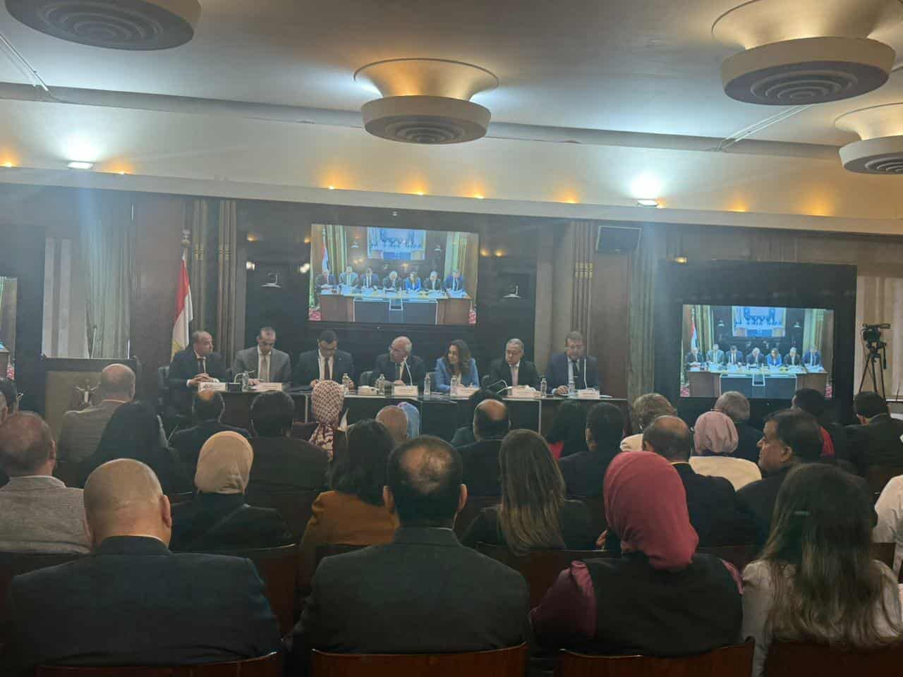 مستشار رئيس مجلس النواب: البرلمان يحق له التدخل تشريعيا لإنهاء قوانين الإيجار القديم الاستثنائية - الخليج الان
