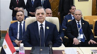 وزير الداخلية يهنئ رئيس الوزراء بمناسبة العام الهجري الجديد - الخليج الان