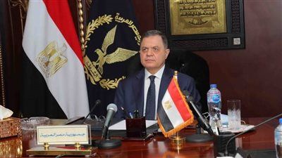 وزير الداخلية يهنئ رئيسي مجلسي النواب والشيوخ بمناسبة العام الهجري الجديد - الخليج الان