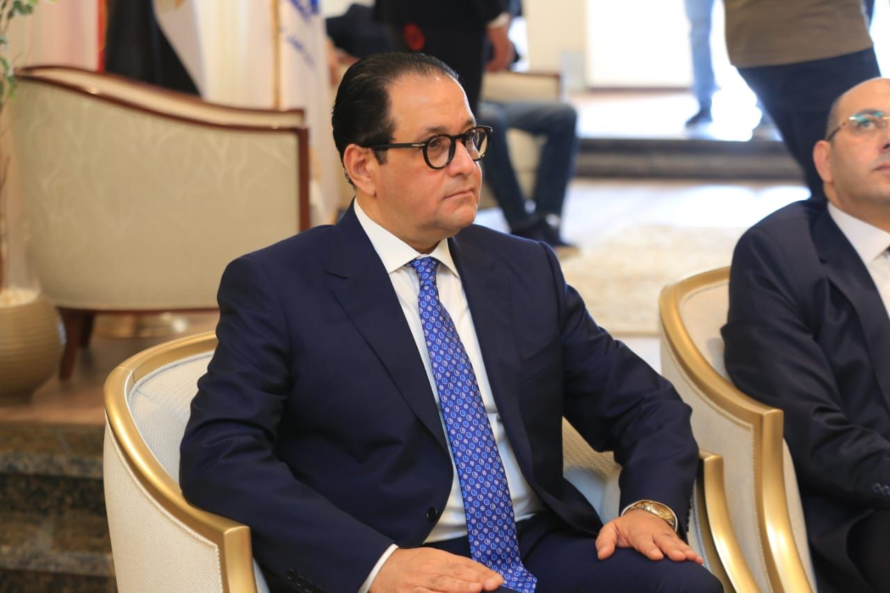 السيد عبد العال يمثل حزب التجمع باجتماع الأحزاب في مستقبل وطن بشأن قائمة الشيوخ - الخليج الان