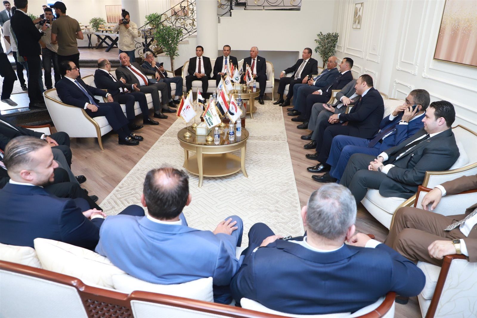 حزب مستقبل وطن يستقبل ممثلي الأحزاب والقوى السياسية المشاركة في القائمة الوطنية من أجل مصر لإنتخابات مجلس الشيوخ ٢٠٢٥ - الخليج الان