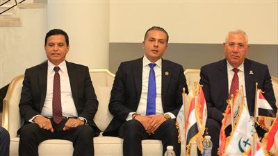 انتهاء الاجتماع الأول للأحزاب بشأن قائمة الشيوخ.. وبيان رسمي بعد قليل - الخليج الان