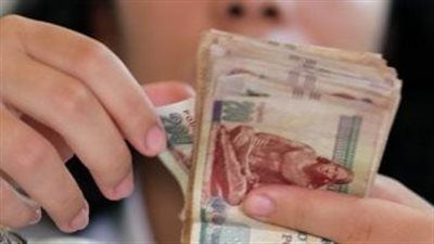 المالية تُسرع صرف مرتبات يوليو.. ماذا وراء القرار ومتى تصلك الزيادات؟ - الخليج الان
