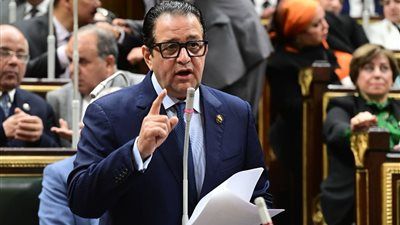 علاء عابد: مصر رائدة في المنطقة في مجال الطرق والمواصلات - الخليج الان
