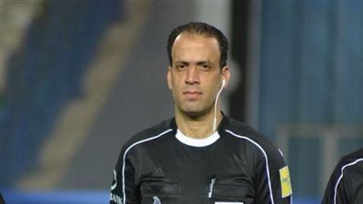 محمد الحنفي يعلن اعتزال التحكيم رسميًا قبل انطلاق موسم 2025/2026 - الخليج الان