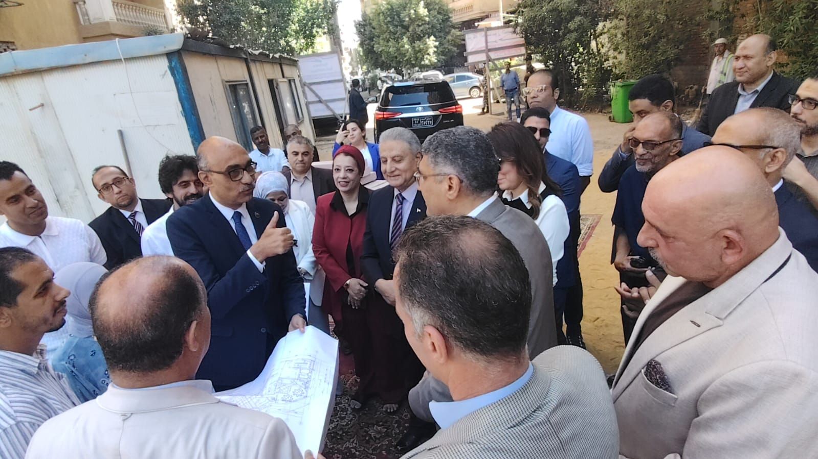 أول مكتبة عامة حديثة فى حى العمرانية.. النائب إيهاب منصور: مشوار طويل توج بالنجاح مع جهود كبيرة لمحافظة الجيزة - الخليج الان