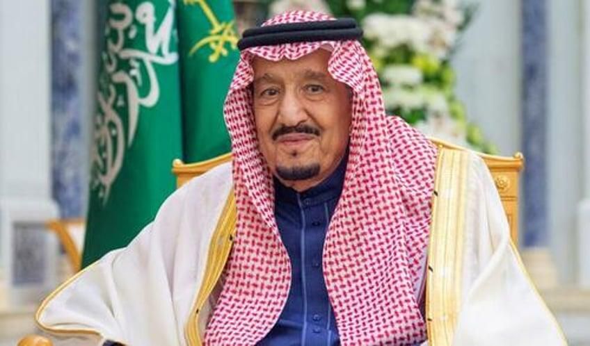 تفاصيل العفو الشامل.. شروط العفو الملكي 1446 في السعودية مستند حكومي