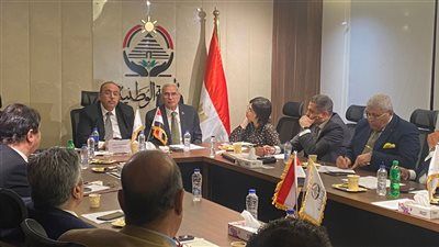 أمانة العلاقات الحكومية بـ"الجبهة الوطنية" تبحث سبل تعزيز دور الحزب وحضوره داخل المؤسسات لدعم مرشحيه في انتخابات الشيوخ - الخليج الان
