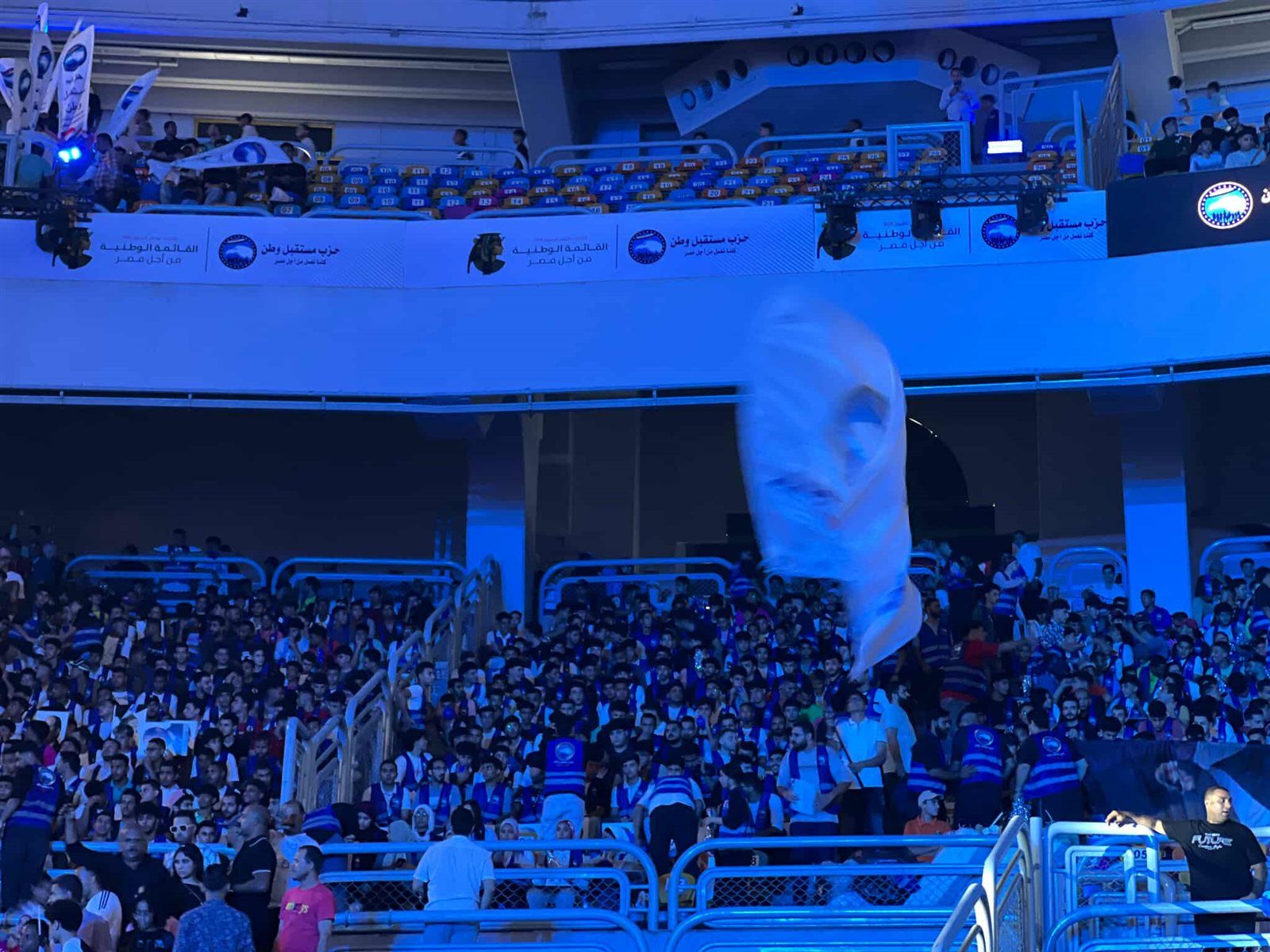 1805070e92.jpg
