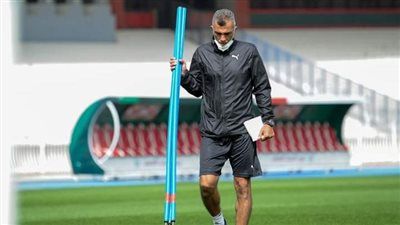 أسامة نبيه : تجربة الأهلى مفيدة لمنتخب مصر للشباب قبل السفر لكأس العالم - الخليج الان