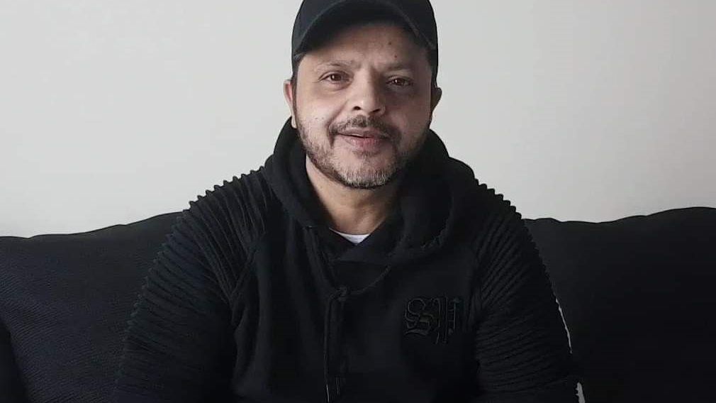 محمد هنيدي: بقينا ننجذب للحوار اللي فيه شتيمة والجيل الجديد بقى شايف التيك توك نجاح - الخليج الان