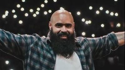 نشر فيديوهات خادشة.. التحقيق مع التيك توكر محمد عبد العاطي في اتهامه - الخليج الان