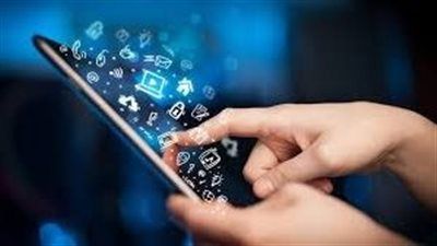 قلة التواصل الوجهي والحديث المباشر وتأثيره على العلاقات الاجتماعية|تفاصيل - الخليج الان