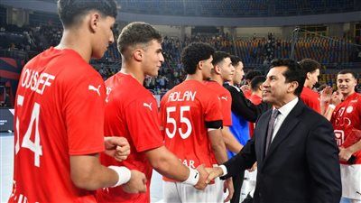 وزير الرياضة يهنئ أبطال "فراعنة اليد" بعد الفوز الكبير في افتتاح مونديال الناشئين - الخليج الان