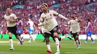 كأس الدرع الخيرية: إيكيتيكي وفريمبونج يقودان ليفربول للتقدم على كريستال بالاس (1/2) في الشوط الأول - الخليج الان