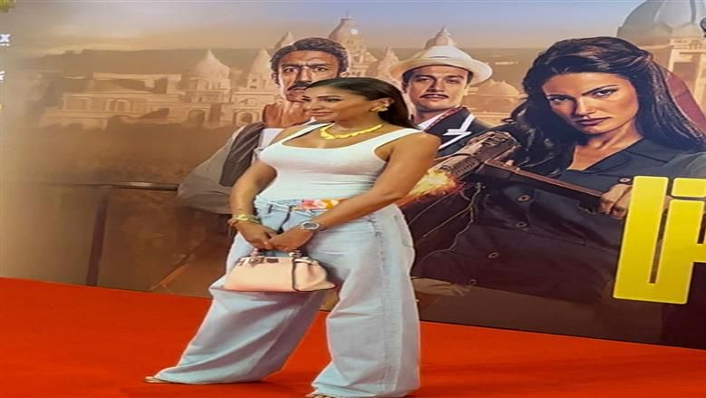 في هذا الموعد.. عمرو يوسف يحتفل بالعرض الخاص لـ فيلم درويش بالسعودية - الخليج الان