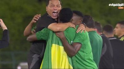 بقيادة حسام البدري: أهلي طرابلس بطلاً للدوري الليبي للمرة الـ 14 في تاريخه على حساب الهلال - الخليج الان