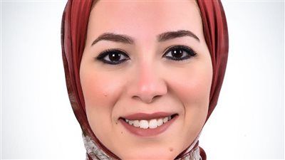 وزير البترول يكلف عبير الشربينى متحدثا رسميا للوزارة - الخليج الان