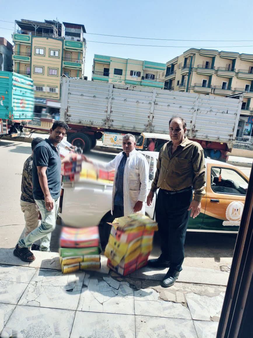 ضبط طن و٣٠٠ كجم لحوم مخالفة و أسماك رنجة منتهية الصلاحية في الشرقية - الخليج الان