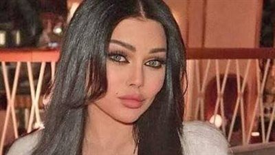لفظ خارج ثم تراجع.. القصة الكاملة لأزمة هيفاء وهبي مع محللة لغة الجسد - الخليج الان