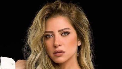 ريم مصطفى تتعاقد على فيلم حين يكتب الحب بمشاركة نخبة من النجوم - الخليج الان