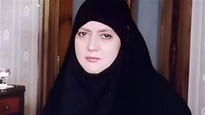 يا محدودة العقل والزمان.. شمس البارودي ترد على إحدى المتابعات بعد أن اتهامها بالخرف - الخليج الان