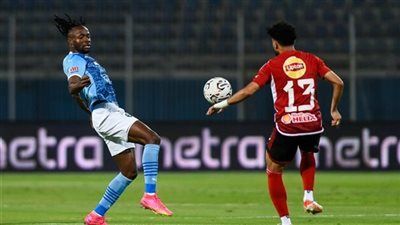 اتحاد الكرة يعلن طاقم حكام مباراة الأهلي وبيراميدز في الدوري المصري الممتاز - الخليج الان