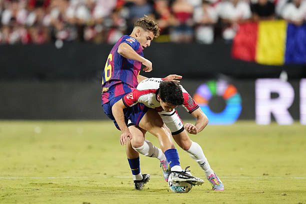 فيرمين لوبيز يغلق ملف انتقاله إلى الدوري الإنجليزي ويستمر مع برشلونة - الخليج الان