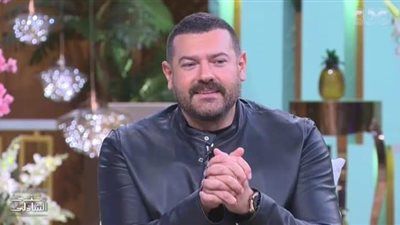 عمرو يوسف: كنت خايف من فيلم درويش بسبب الفترة الزمنية اللي بيدور فيها والعمل تعبنا فيه - الخليج الان