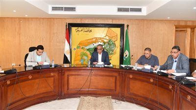 محافظ الفيوم يتابع معدلات الأداء بملفي التصالح في بعض مخالفات البناء وتقنين أملاك الدولة - الخليج الان