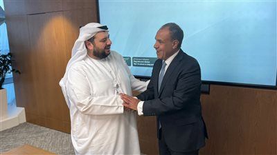 «تعزيز التعاون الاستثماري».. وزير الخارجية يلتقي وزير الاستثمار بدولة الإمارات|صور - الخليج الان