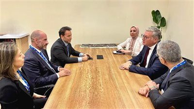 البترول: أهمية تعزيز الشراكات مع كبرى الشركات العالمية لدعم الاستعانة بالتكنولوجيا الجديدة - الخليج الان