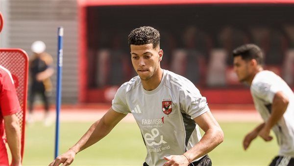 إمام عاشور يضغط على الجهاز الفني للأهلي للمشاركة أساسيًا أمام إنبي.. والنحاس يدرس الدفع به كبديل - الخليج الان