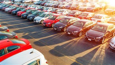 البنوك المصرية تطرح برامج تمويل متنوعة للسيارات المستعملة بمزايا تنافسية - الخليج الان