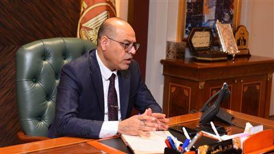 وزير العمل يطلق خطة تفتيش شاملة لتطبيق قانون العمل الجديد.. ويكرم خريجي التدريب والعاملين بالبترول - الخليج الان