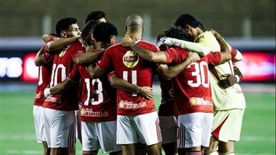 الأحمر يواصل السقوط.. الأهلي يقع في فخ التعادل الايجابي أمام إنبي في الدوري - الخليج الان