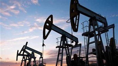 67.3 دولار لبرنت و63.0 للخام الأمريكي.. النفط تحت ضغط الهجمات والعقوبات - الخليج الان