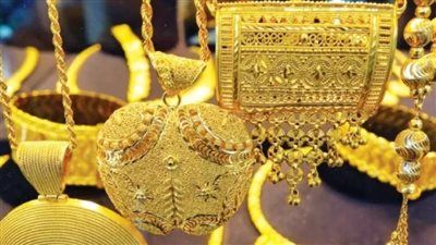 الذهب يلتقط أنفاسه بعد قمة تاريخية.. وخبراء: اتجاهه لا يزال صاعدًا في ظل الأزمات العالمية - الخليج الان